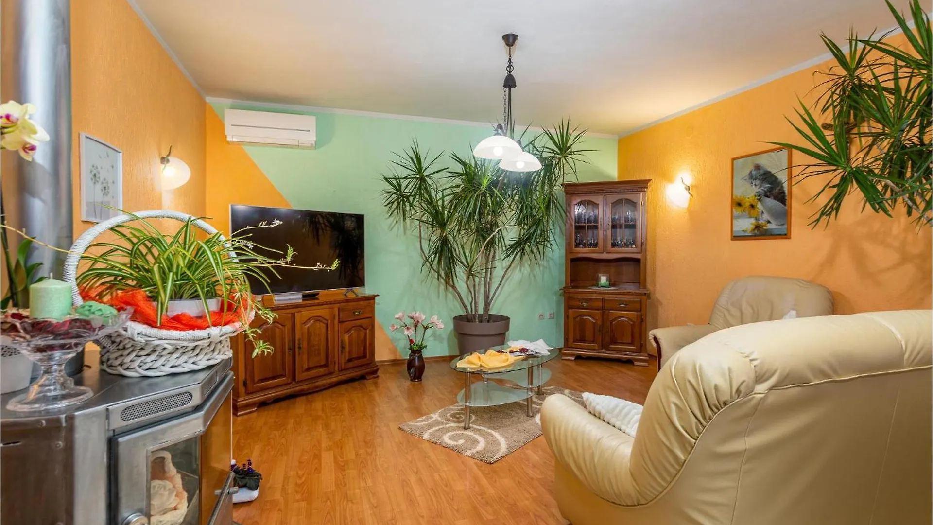 Stunning Apartment In Nenadici With Wifi Bajcici