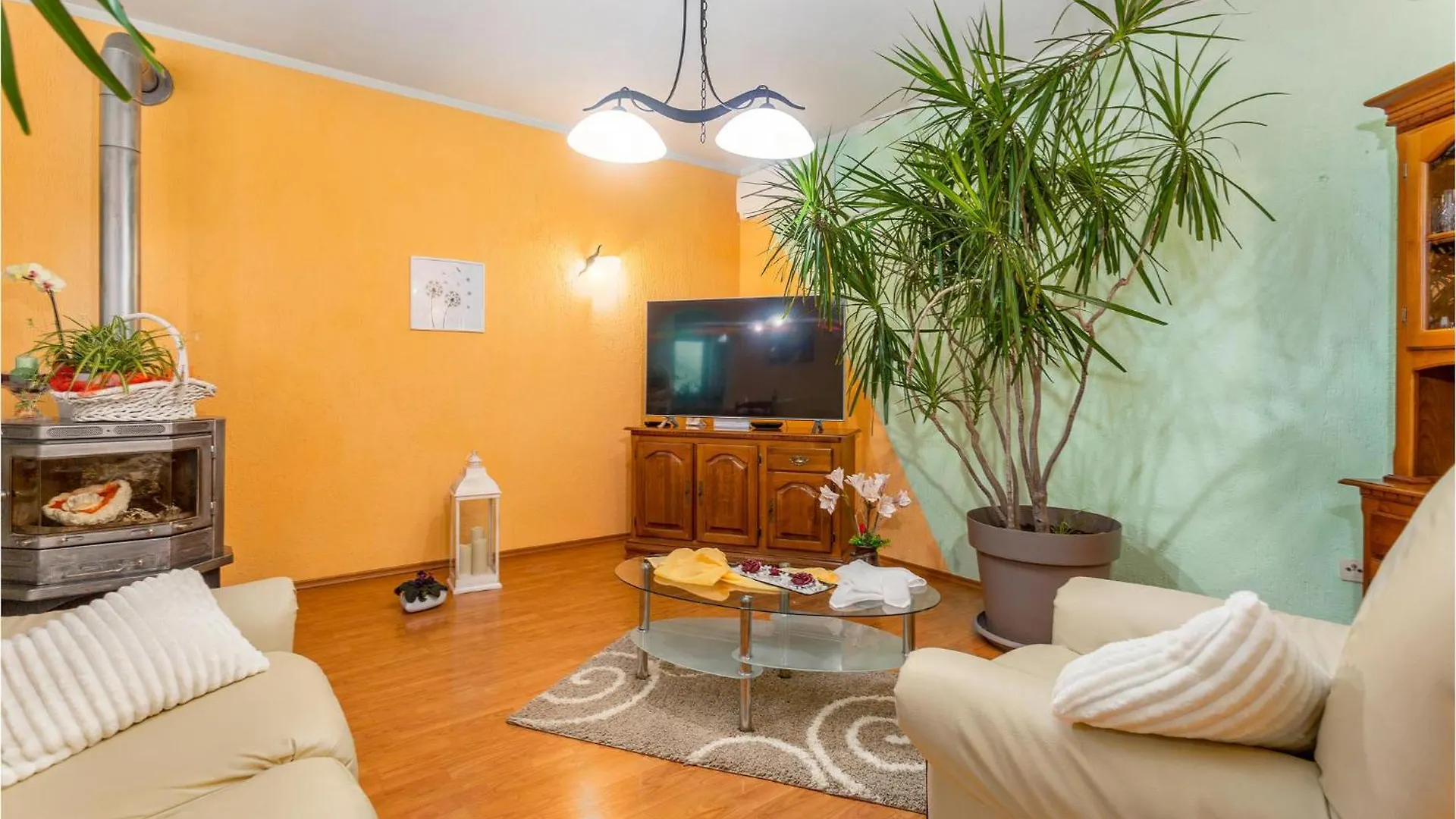 Stunning Apartment In Nenadici With Wifi Bajcici